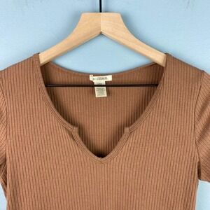 Tan Ribbed Notch V Shirt